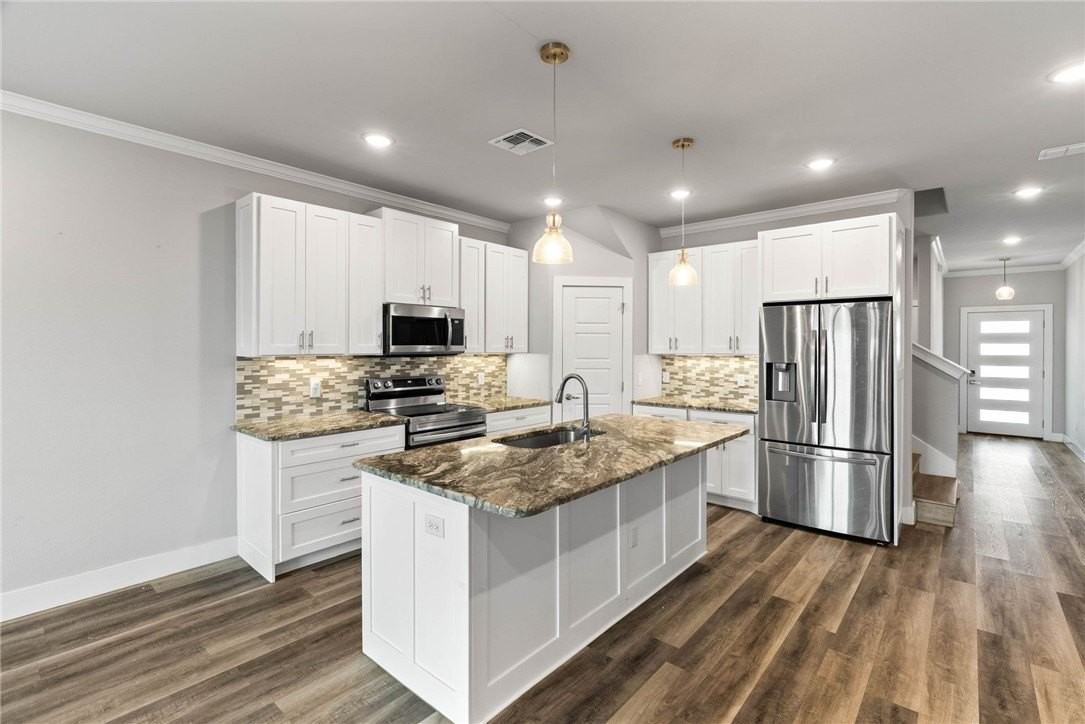 14010 Fortuna Bay Dr #C - Photo 4 of 28