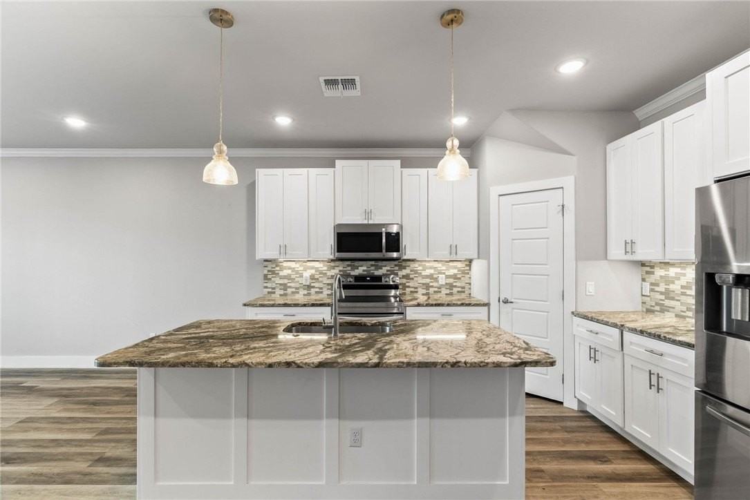 14010 Fortuna Bay Dr #C - Photo 5 of 28