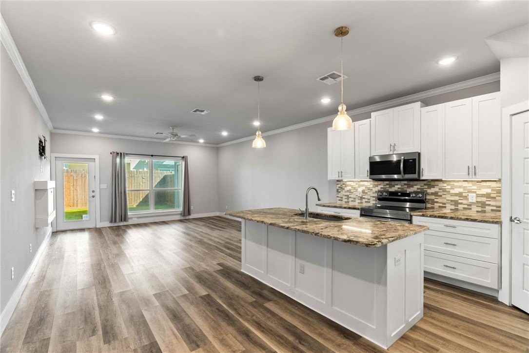 14010 Fortuna Bay Dr #C - Photo 6 of 28