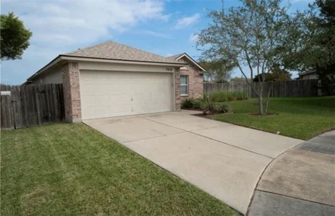 7910 Labrador Dr - Photo 2 of 36