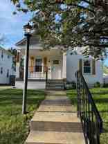 320 Rosslyn Ave - Photo 1 of 1