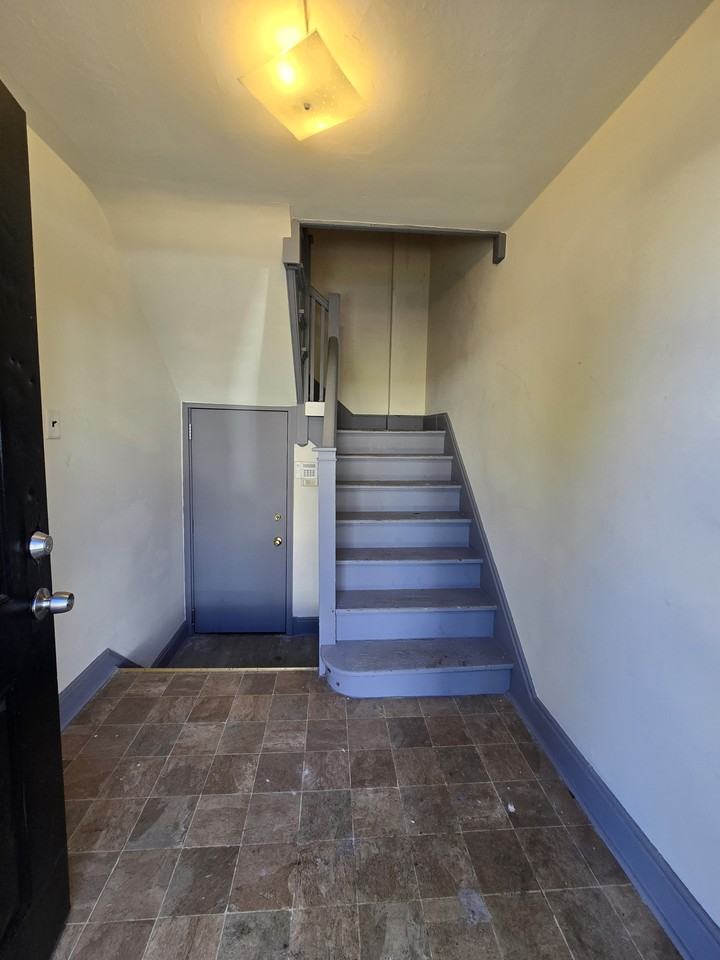 908 Keystone Road - Photo 4 of 25