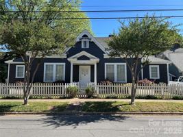 featured image of 412 W Horah St