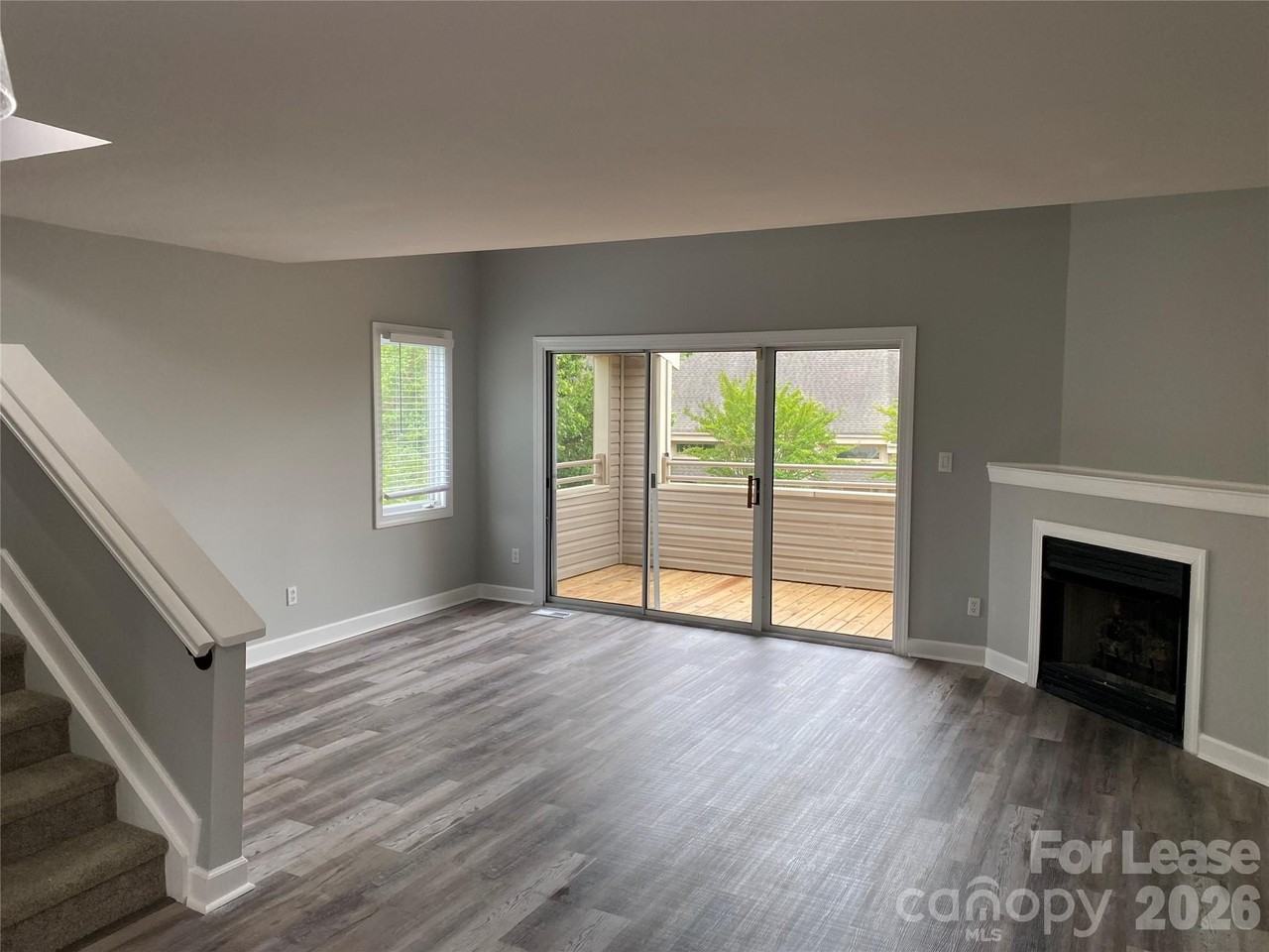 14550 Waterside Dr - Photo 3 of 23