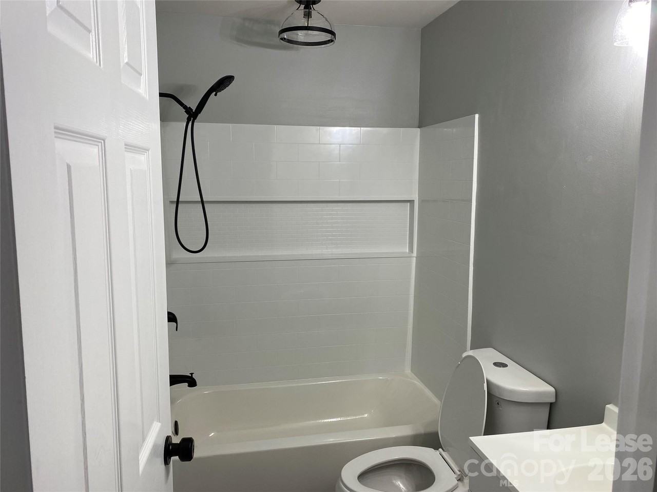 14550 Waterside Dr - Photo 5 of 23