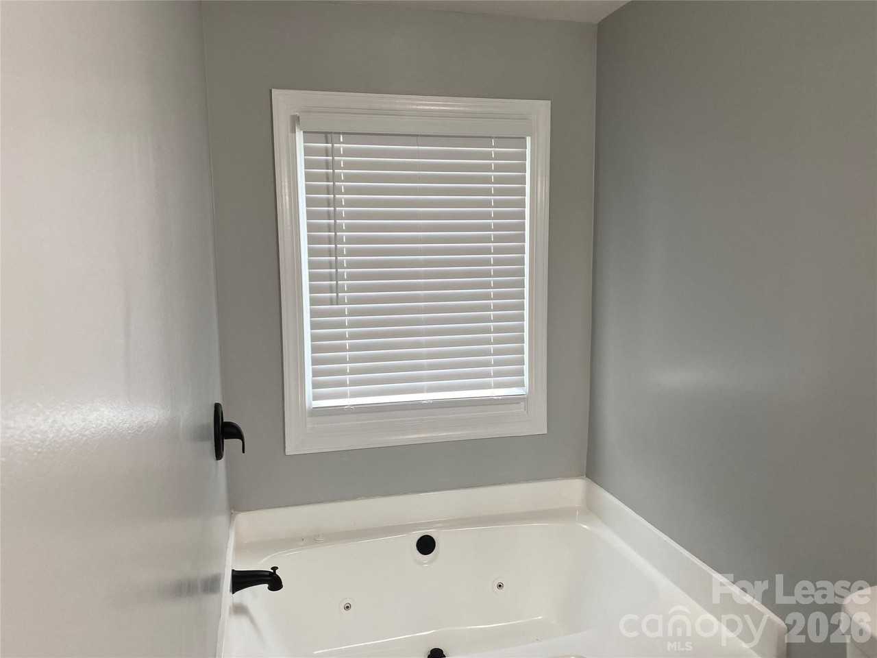 14550 Waterside Dr - Photo 7 of 23