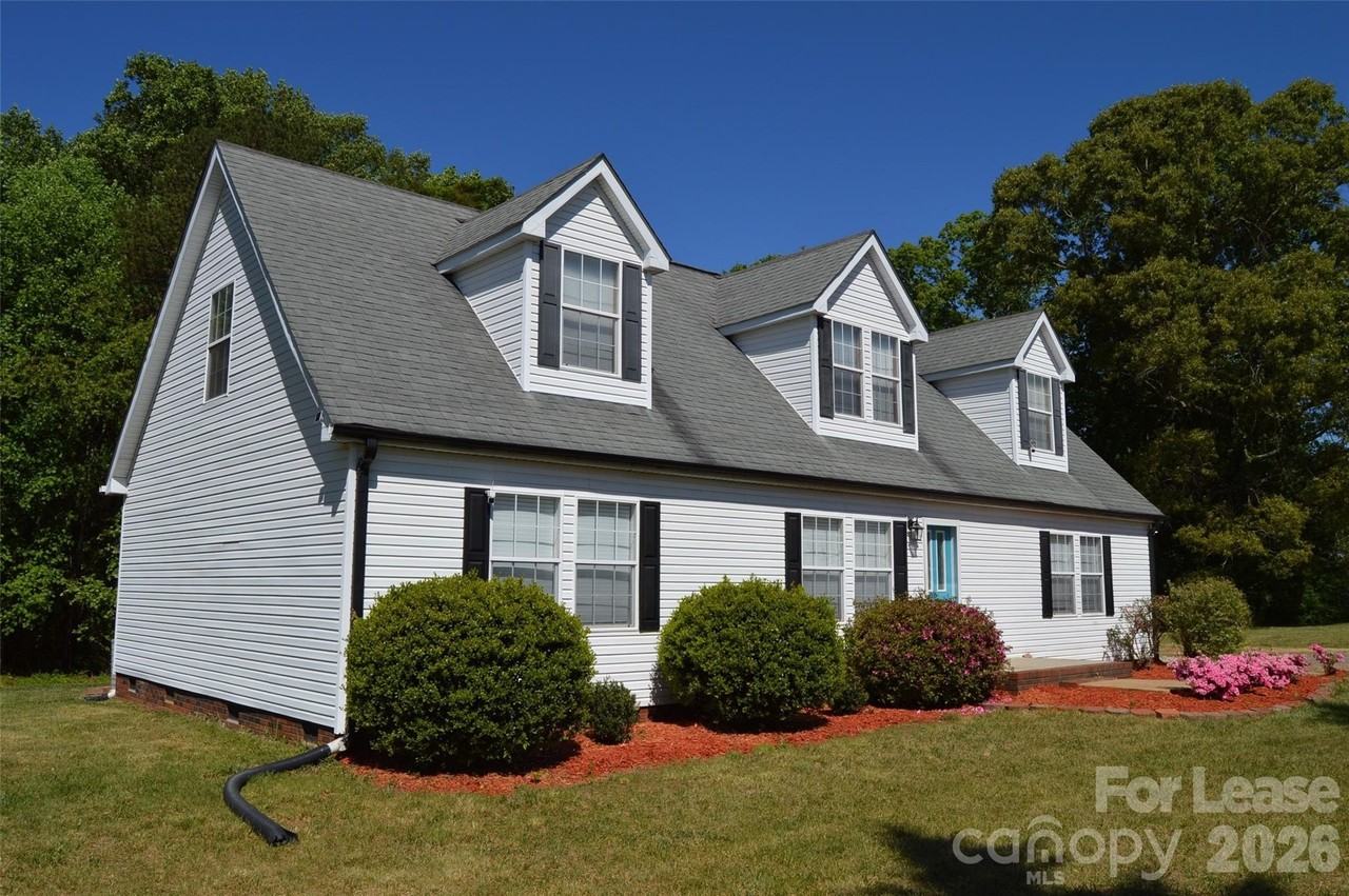 118 Grain Dr - Photo 2 of 17