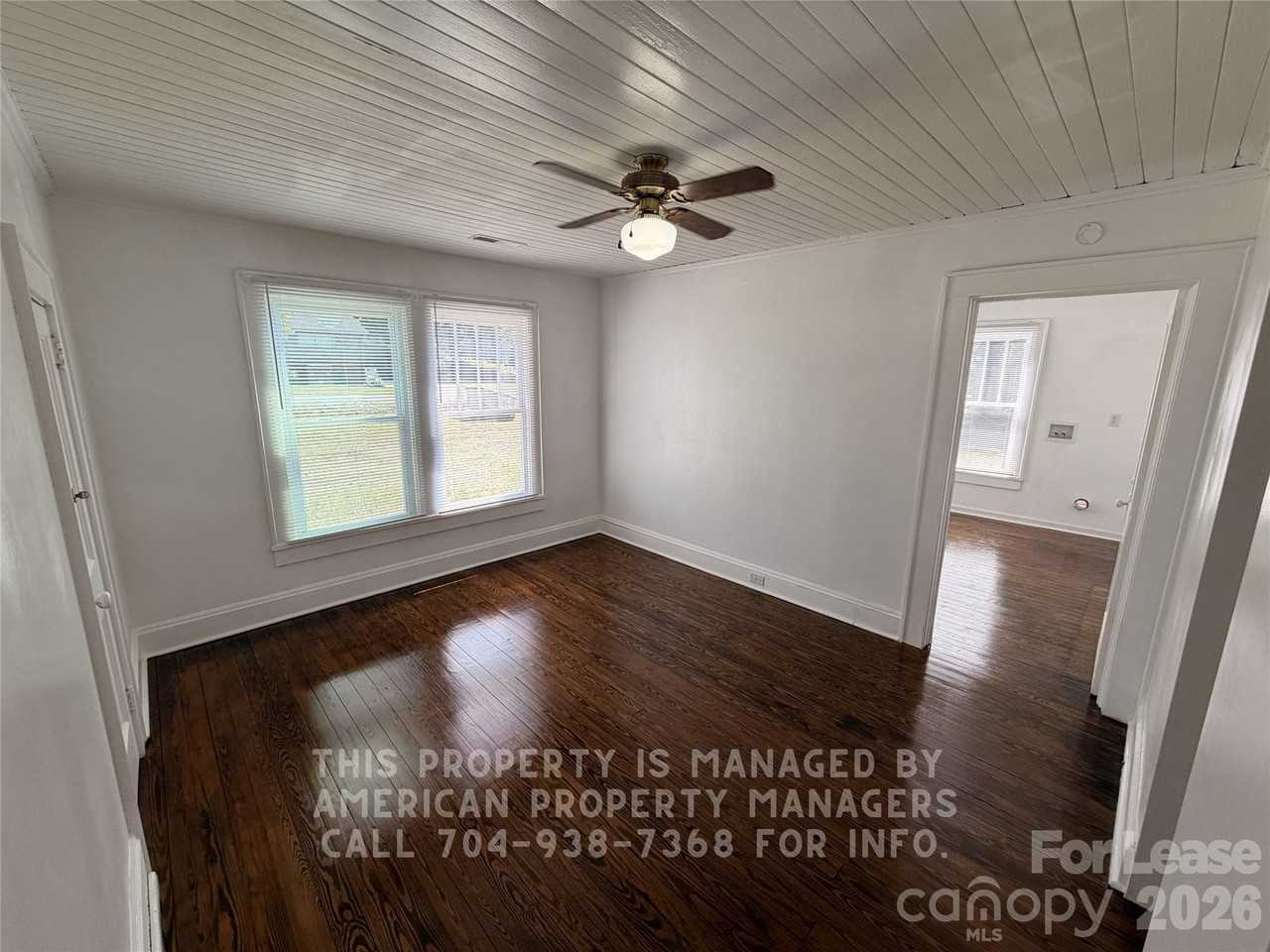 1604 Carolina Ave - Photo 7 of 10