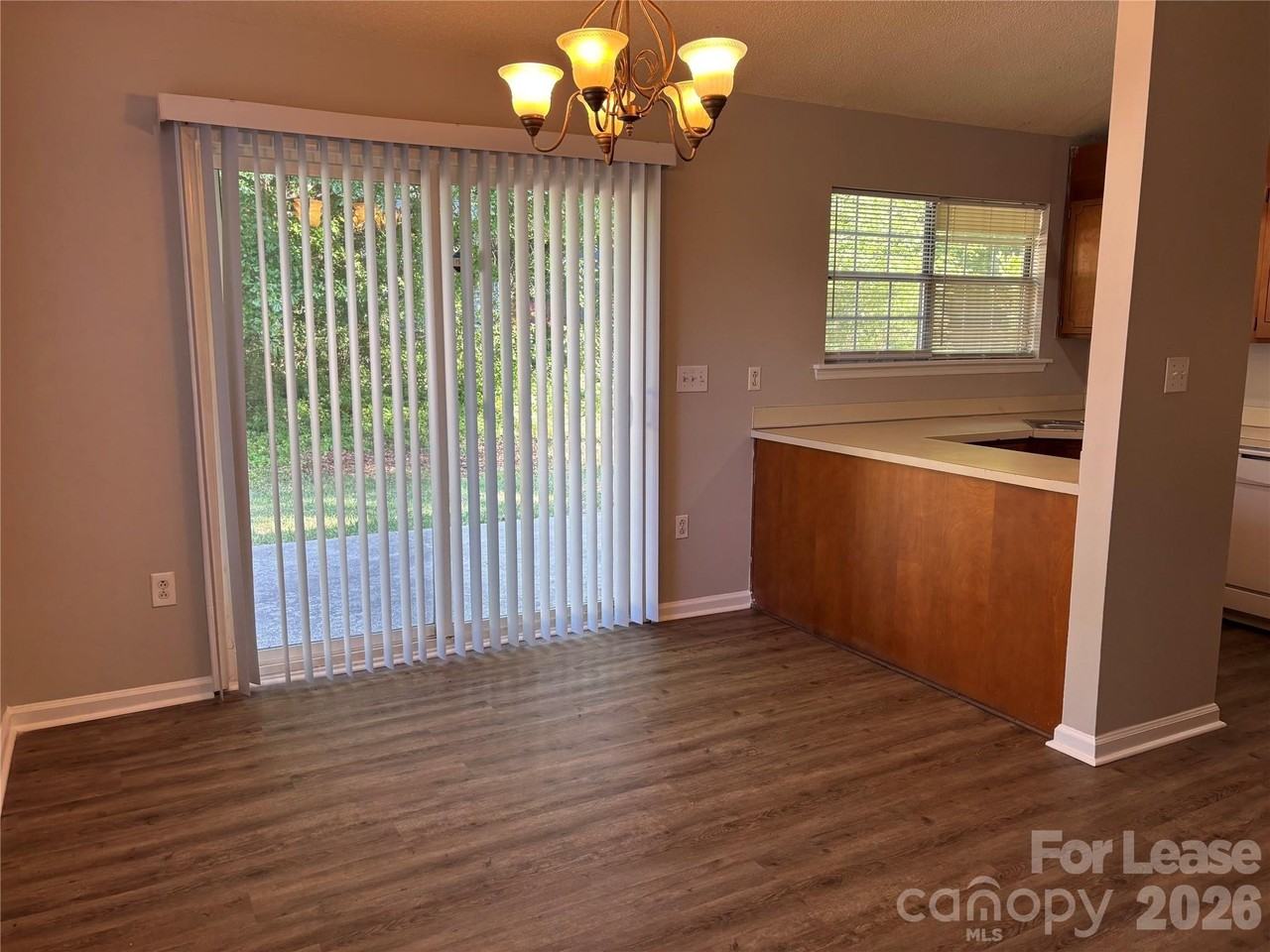 6714 Marston Ct - Photo 4 of 25