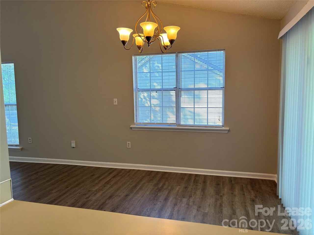 6714 Marston Ct - Photo 7 of 25