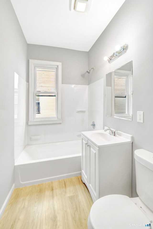 114 Buckingham St #1stFL - Photo 4 of 7