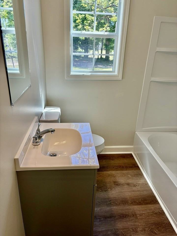 517 Madison Ave - Photo 2 of 4