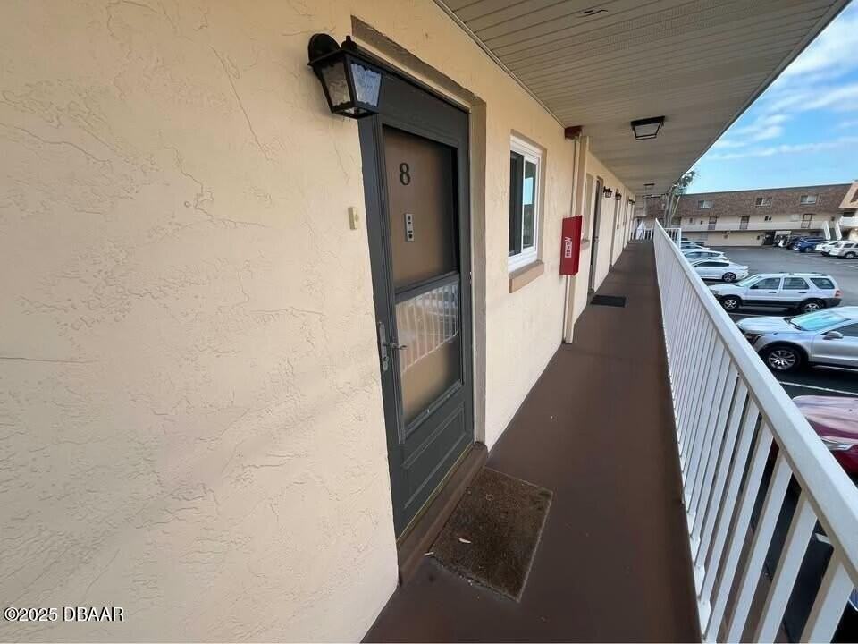 144 S Halifax Ave #8 - Photo 2 of 17