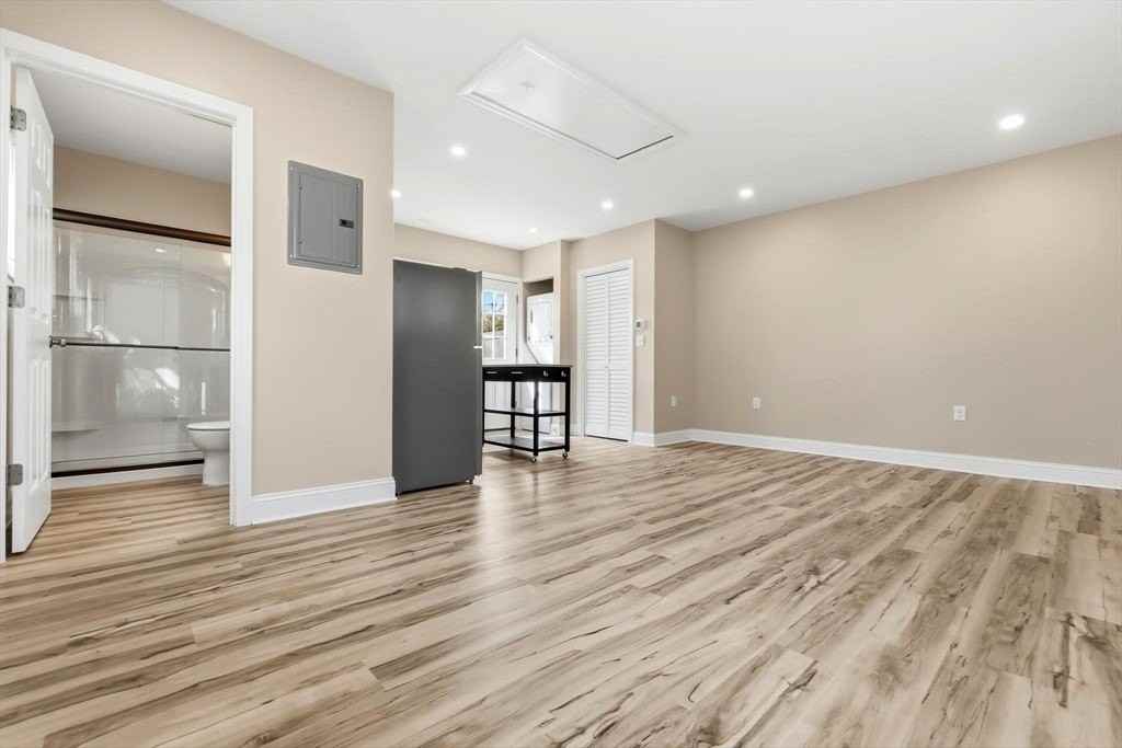 9 Winthrop Ave - Photo 4 of 12