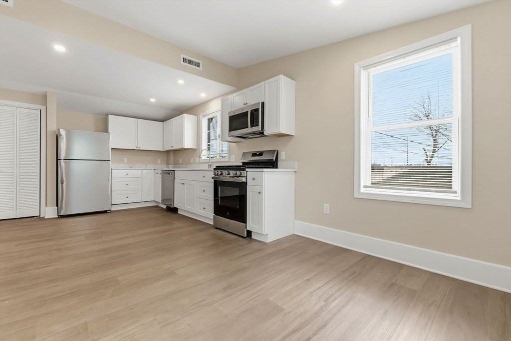 142 Elliott 2 - Photo 7 of 23