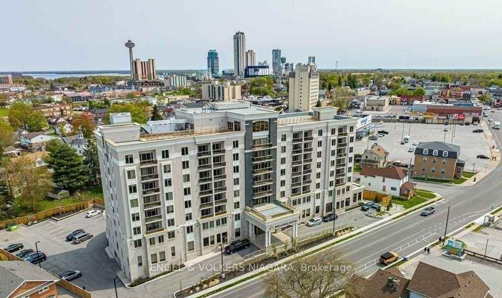 5698 Renaissance Retirement Residen