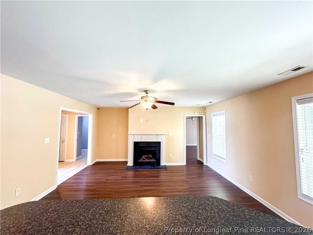 865 Fairfield Cir - Photo 5 of 19