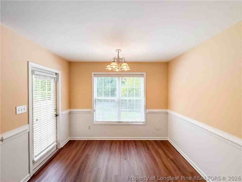 865 Fairfield Cir - Photo 6 of 19