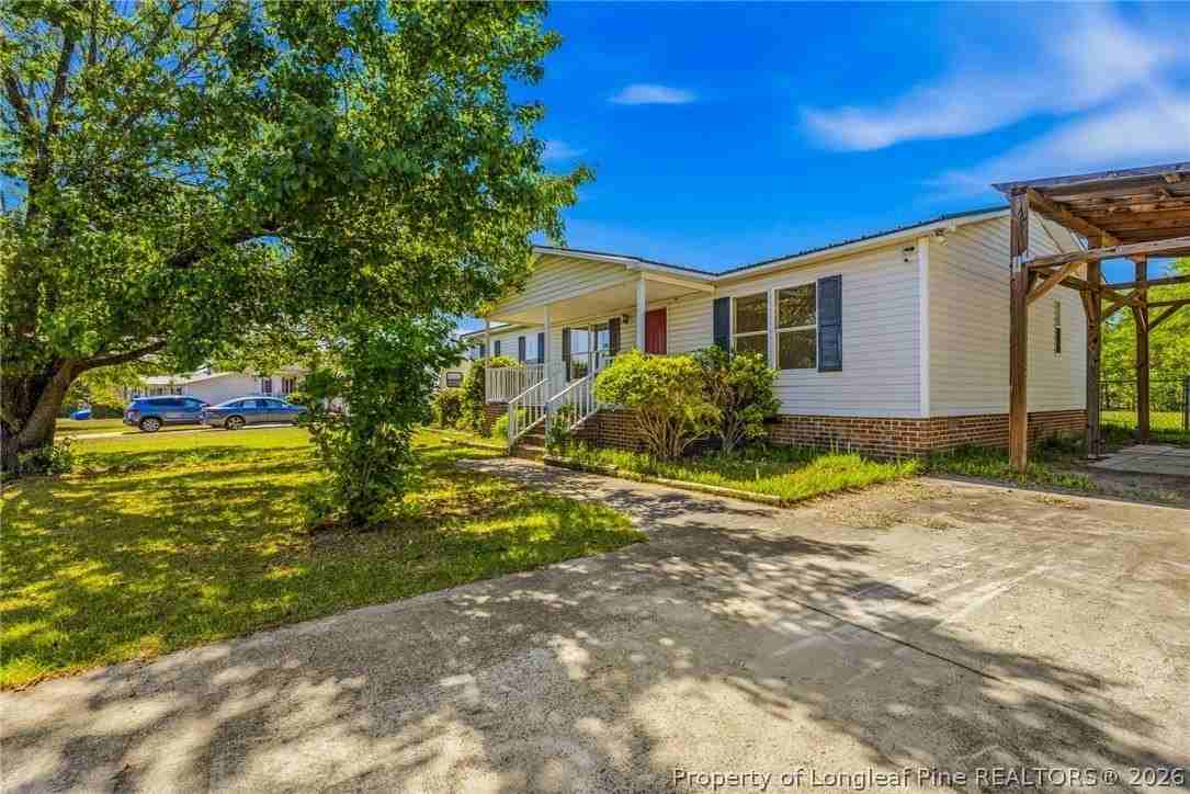 105 Valley Forge Way N - Photo 2 of 33