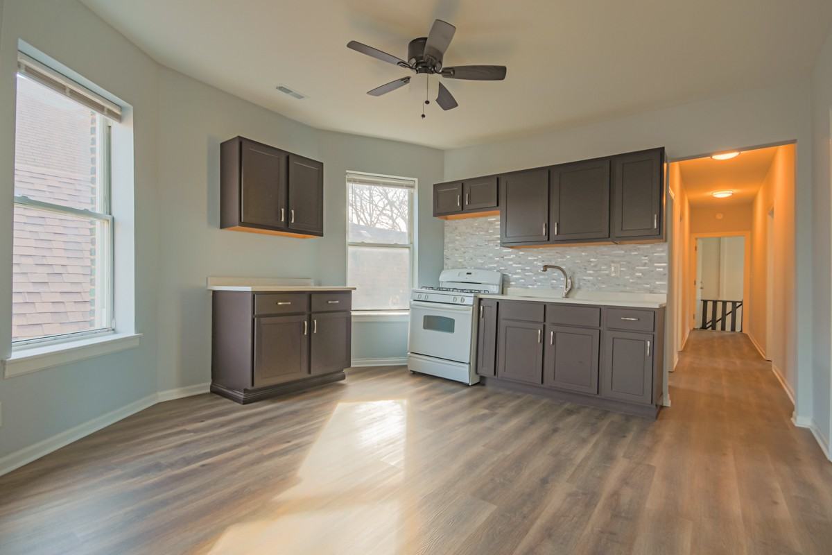 7432 S Maryland Ave #1 - Photo 2 of 7