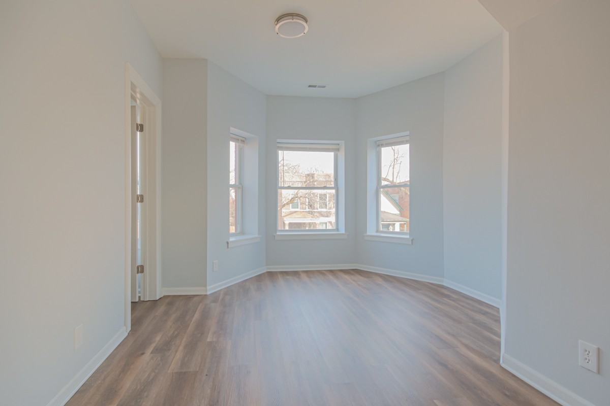 7432 S Maryland Ave #1 - Photo 3 of 7