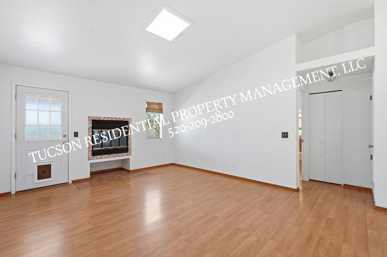 2531 W Glenbrook Way #1 - Photo 7 of 30