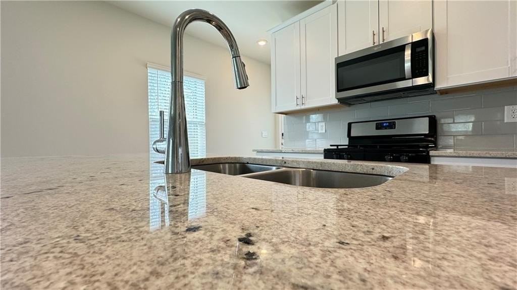 151 Cedar Ln - Photo 5 of 44