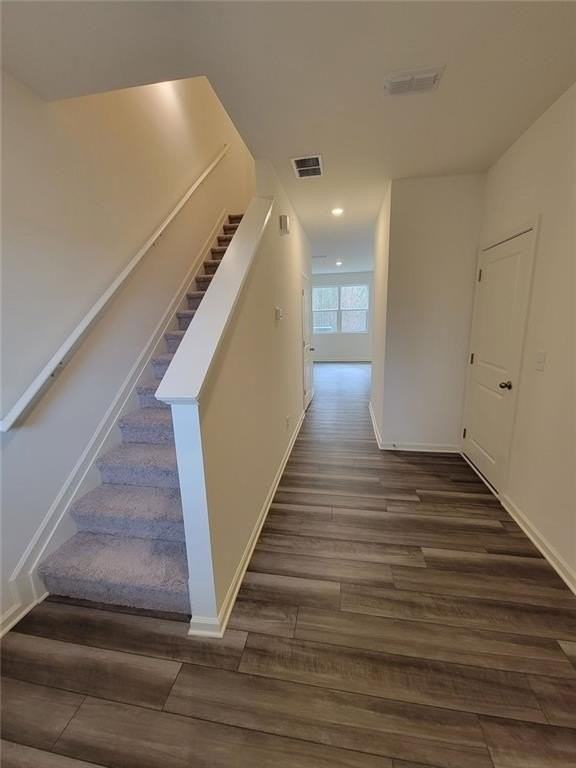 3560 Eagle Ct Sw - Photo 4 of 40