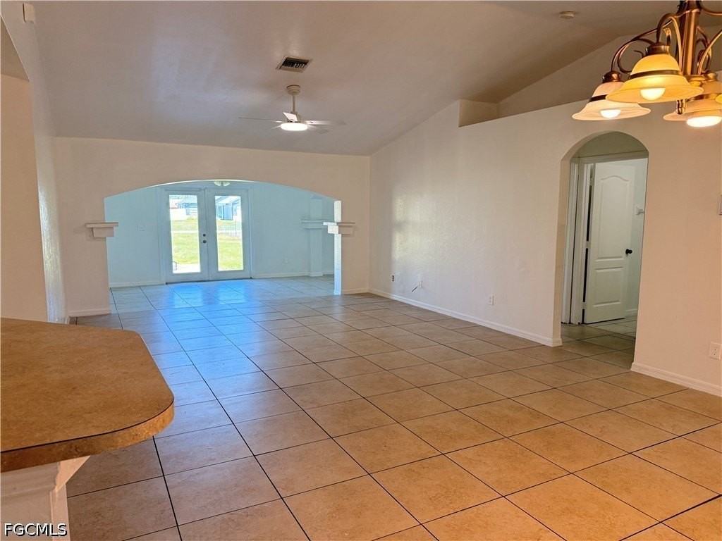 311 Bradley Ave - Photo 3 of 19