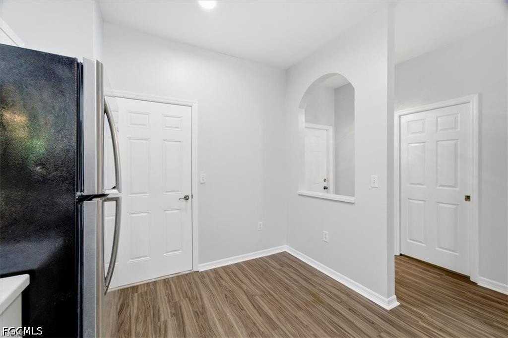 3630 Pine Oak Cir #105 - Photo 6 of 37