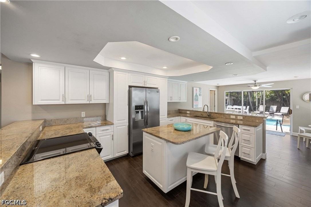 856 104th Ave N - Photo 7 of 35