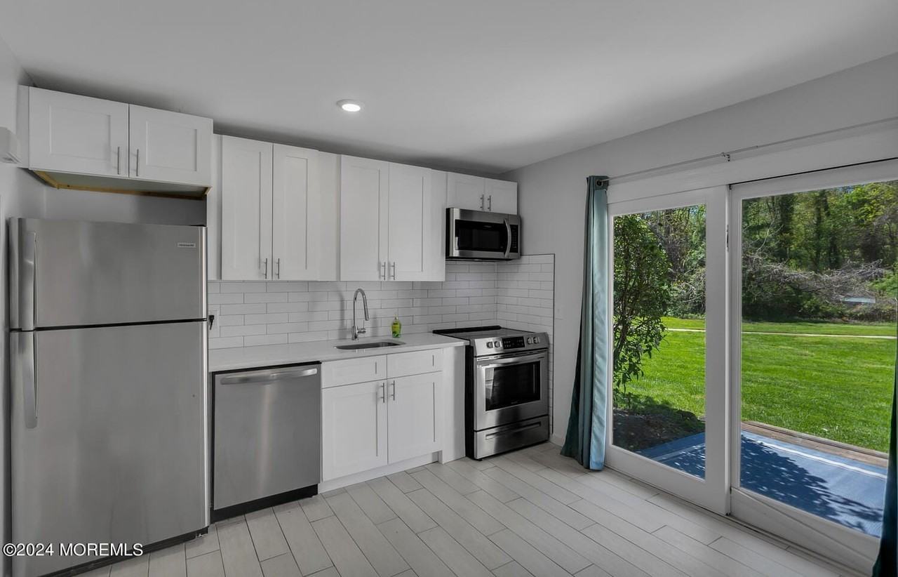 96 East Ave #85 - Photo 5 of 18