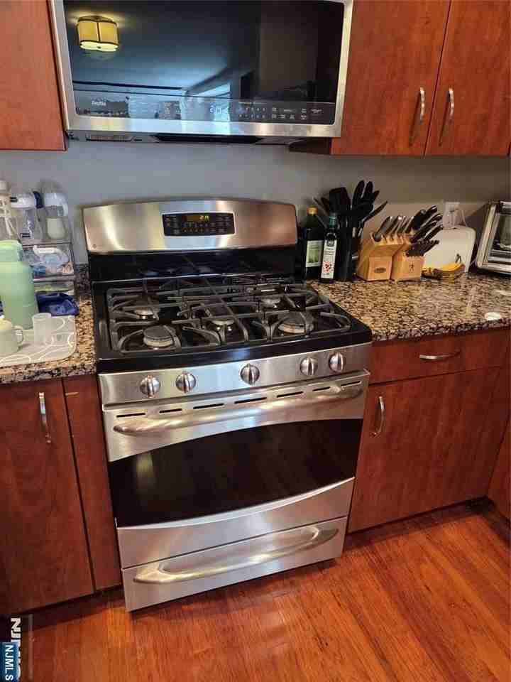 48 Park St #711X - Photo 4 of 34