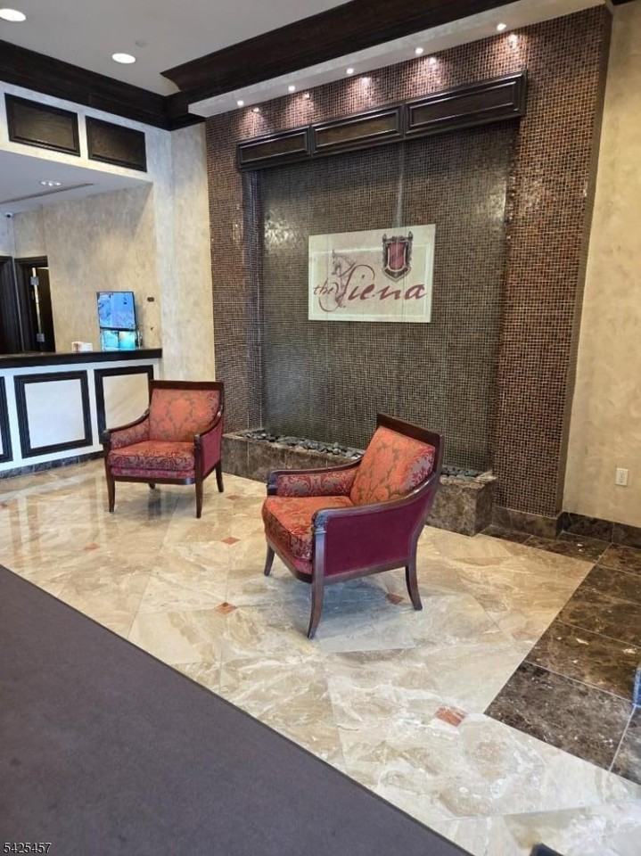 48 S Park St #711 - Photo 3 of 30