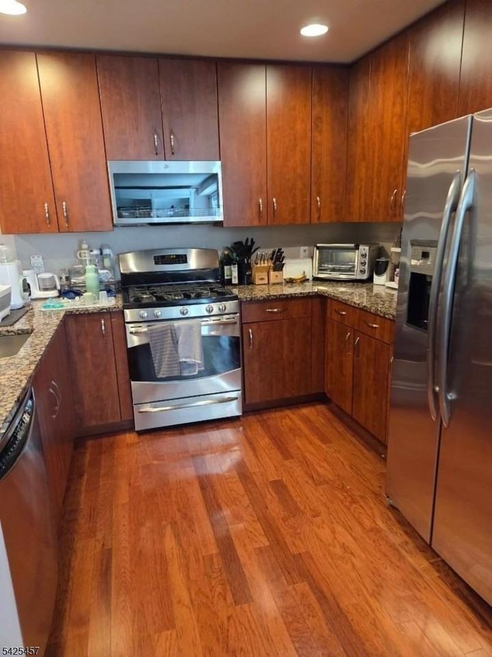 48 S Park St #711 - Photo 7 of 30