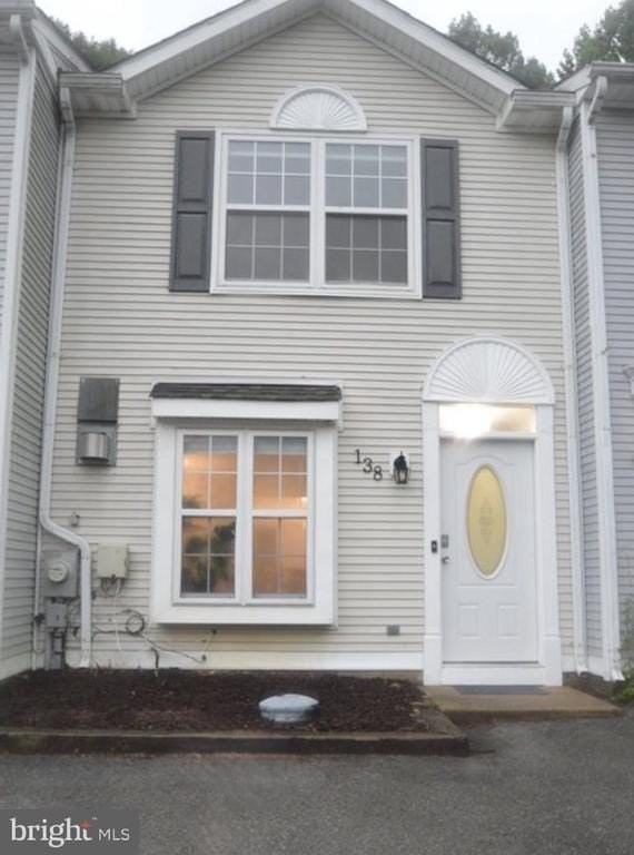 138 Creekside Ct - Photo 2 of 10