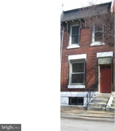 805 N Beechwood St - Photo 2 of 21