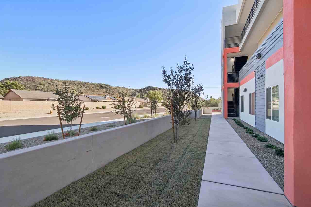 Williams Court - Photo 3 of 24