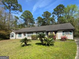 featured image of 110 Lake Crest Dr