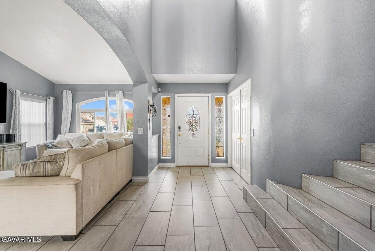 42419 62nd St W - Photo 6 of 49