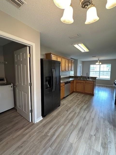 2719 Rosebud Dr - Photo 4 of 19