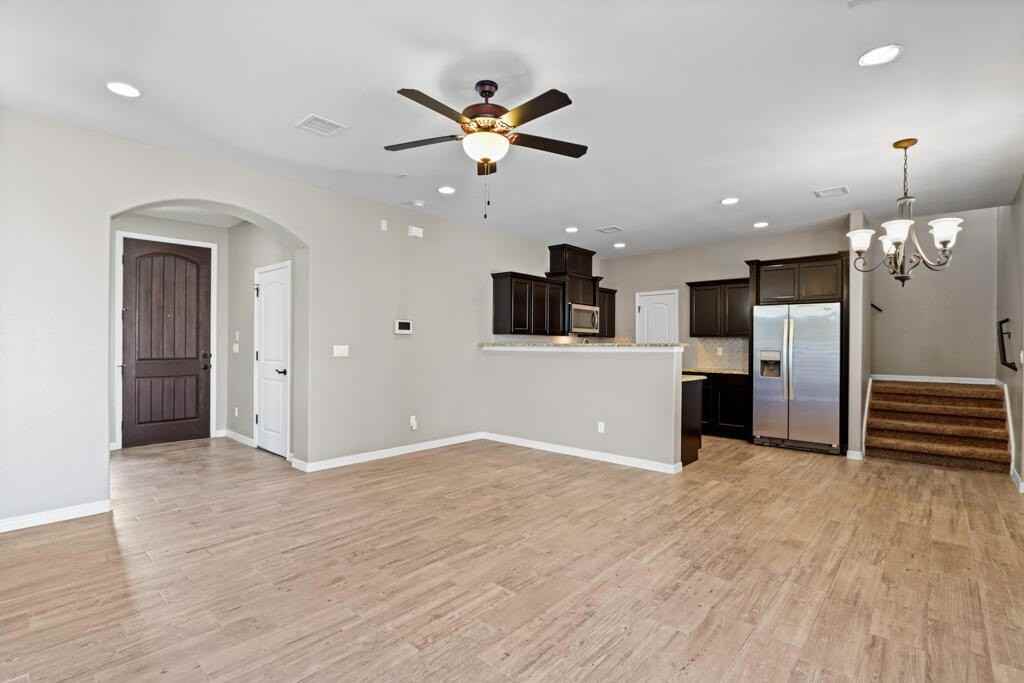 14833 Harry Flournoy Ave - Photo 4 of 35