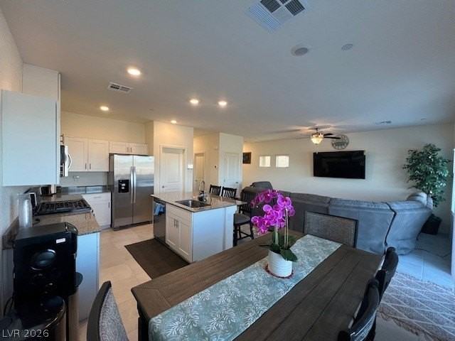 380 Larksong Ave - Photo 5 of 28