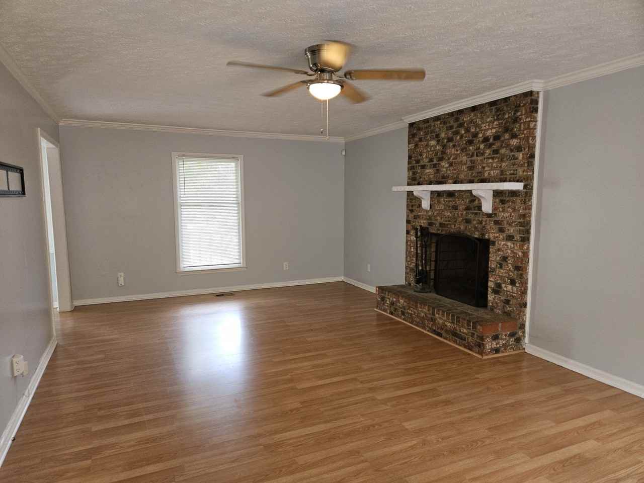 1617 Hennessy Pl #1 - Photo 3 of 25