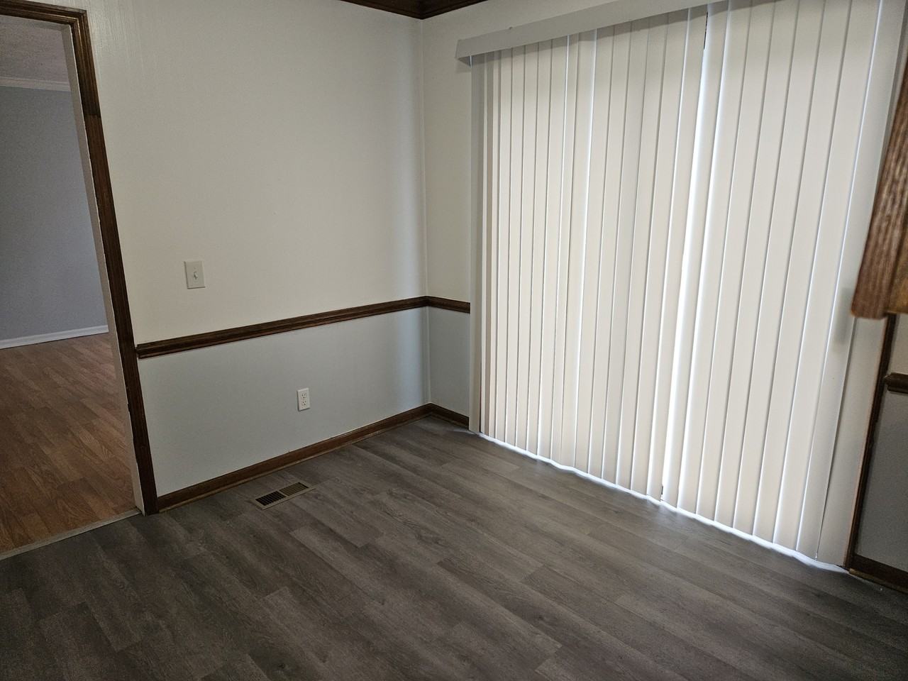 1617 Hennessy Pl #1 - Photo 7 of 25