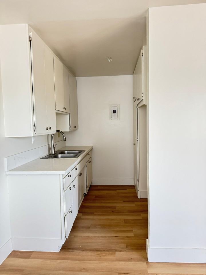 3330 Chapman Street - Photo 2 of 5