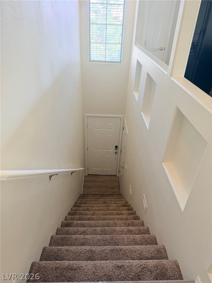 5450 Cardinal Ridge Ct #204 - Photo 5 of 50