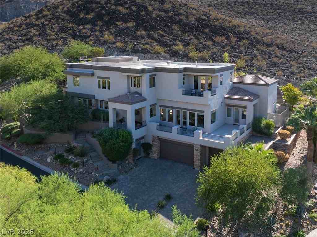 1635 Liege Dr - Photo 2 of 50