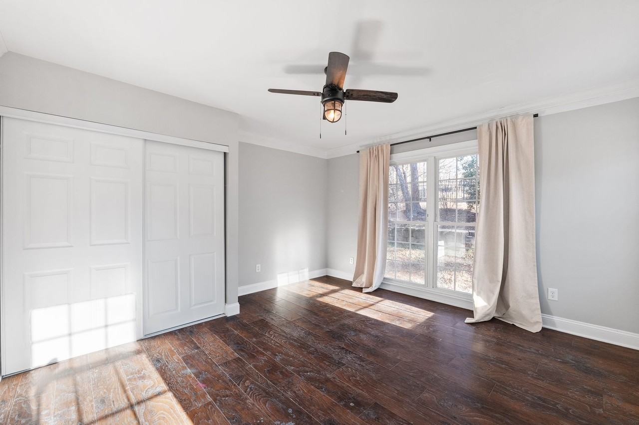 7307 Blythwood Lane - Photo 3 of 32