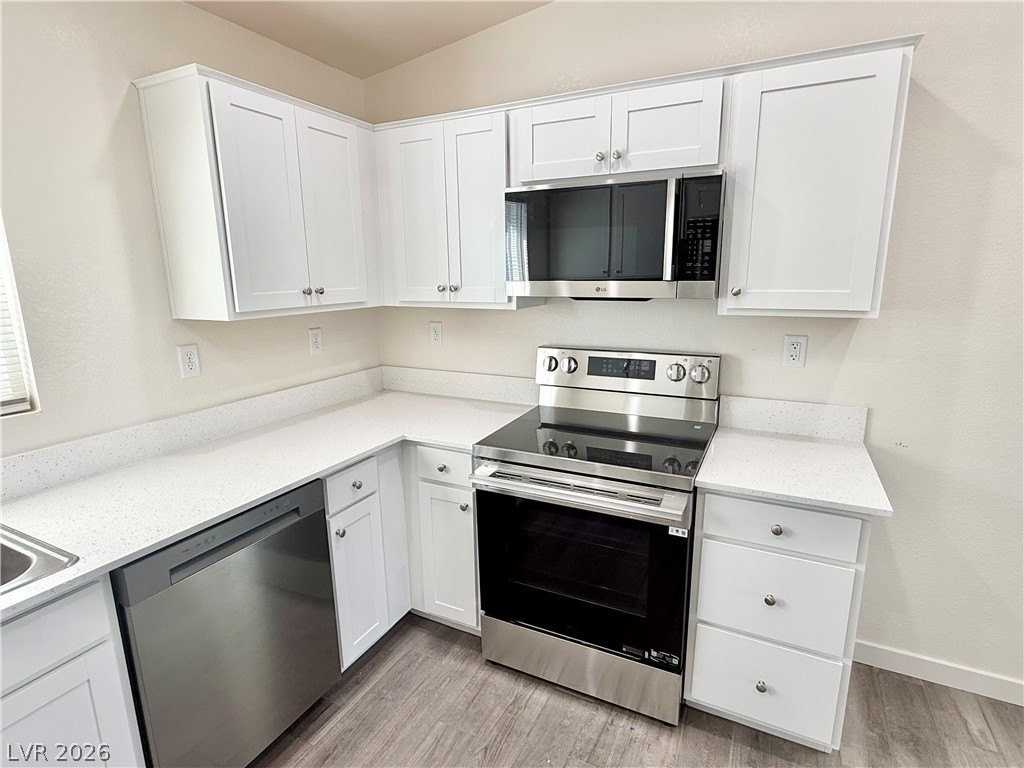 1080 Potro Ave #2 - Photo 6 of 14